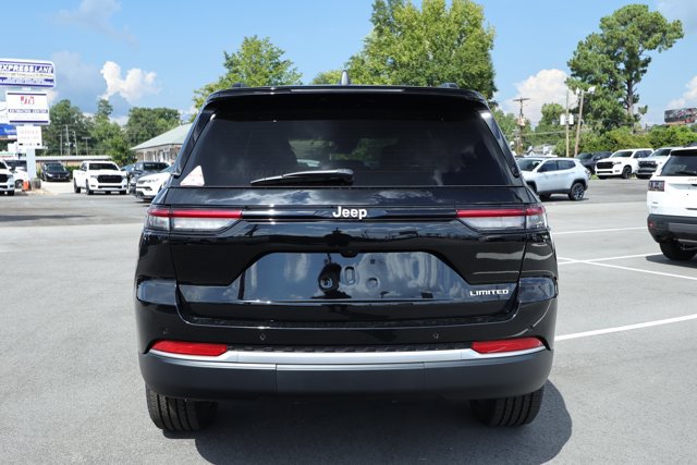 New 2027 Jeep Grand Cherokee Limited RWD image 7