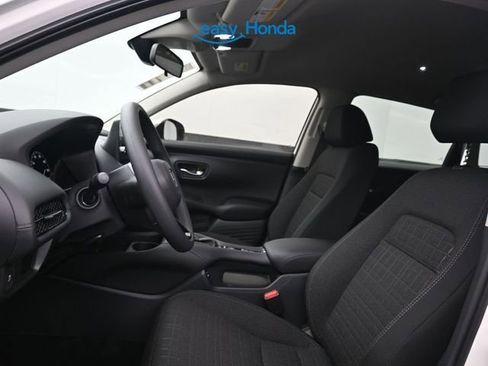 New 2026 Honda HR-V LX image 15