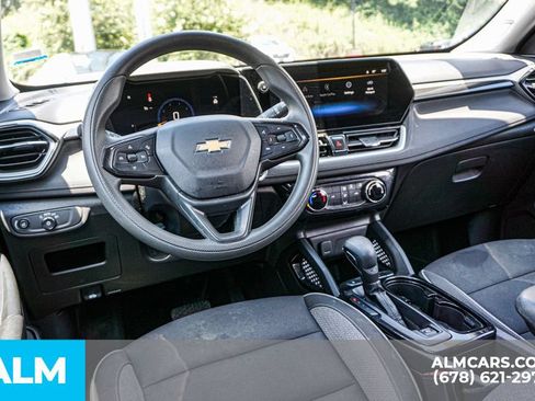 Used 2024 Chevrolet TrailBlazer LT FWD image 26