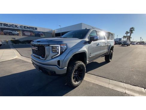 New 2025 GMC Sierra 1500 SLT w/ SLT Premium Plus Package image 4