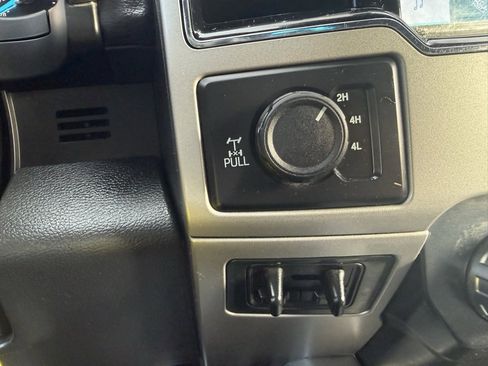 Used 2022 Ford F250 Lariat w/ Lariat Value Package image 12