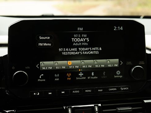 Used 2023 Nissan Pathfinder SL w/ SL Premium Package image 29