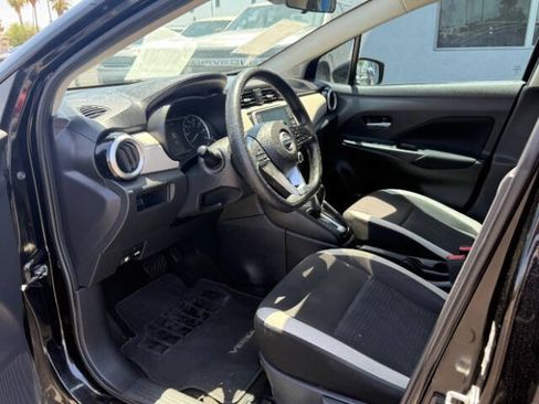 Used 2021 Nissan Versa SV FWD image 12
