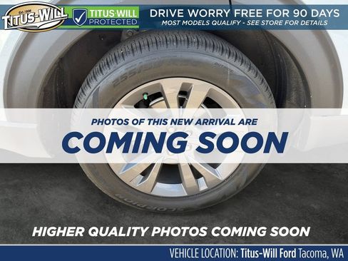 Used 2021 Ford Explorer XLT w/ Equipment Group 202A RWD image 6