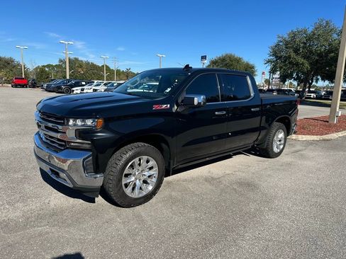 Used 2020 Chevrolet Silverado 1500 LTZ w/ LTZ Premium Package image 12