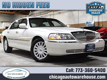 Used 2005 Lincoln Town Car Signature Limited