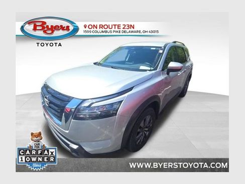 Used 2025 Nissan Pathfinder SV AWD/4WD image 1