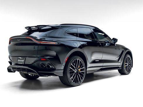 Used 2023 Aston Martin DBX 707 AWD/4WD image 7