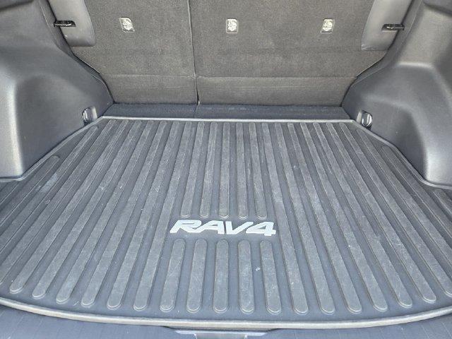 Used 2021 Toyota RAV4 XSE w/ XSE Grade Weather Package AWD/4WD image 21