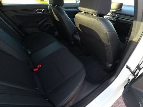 Used 2025 Honda Civic Sport image 27