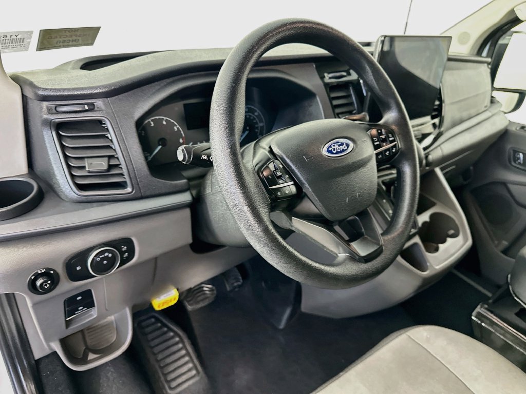 Used 2024 Ford Transit 350 XLT RWD image 26