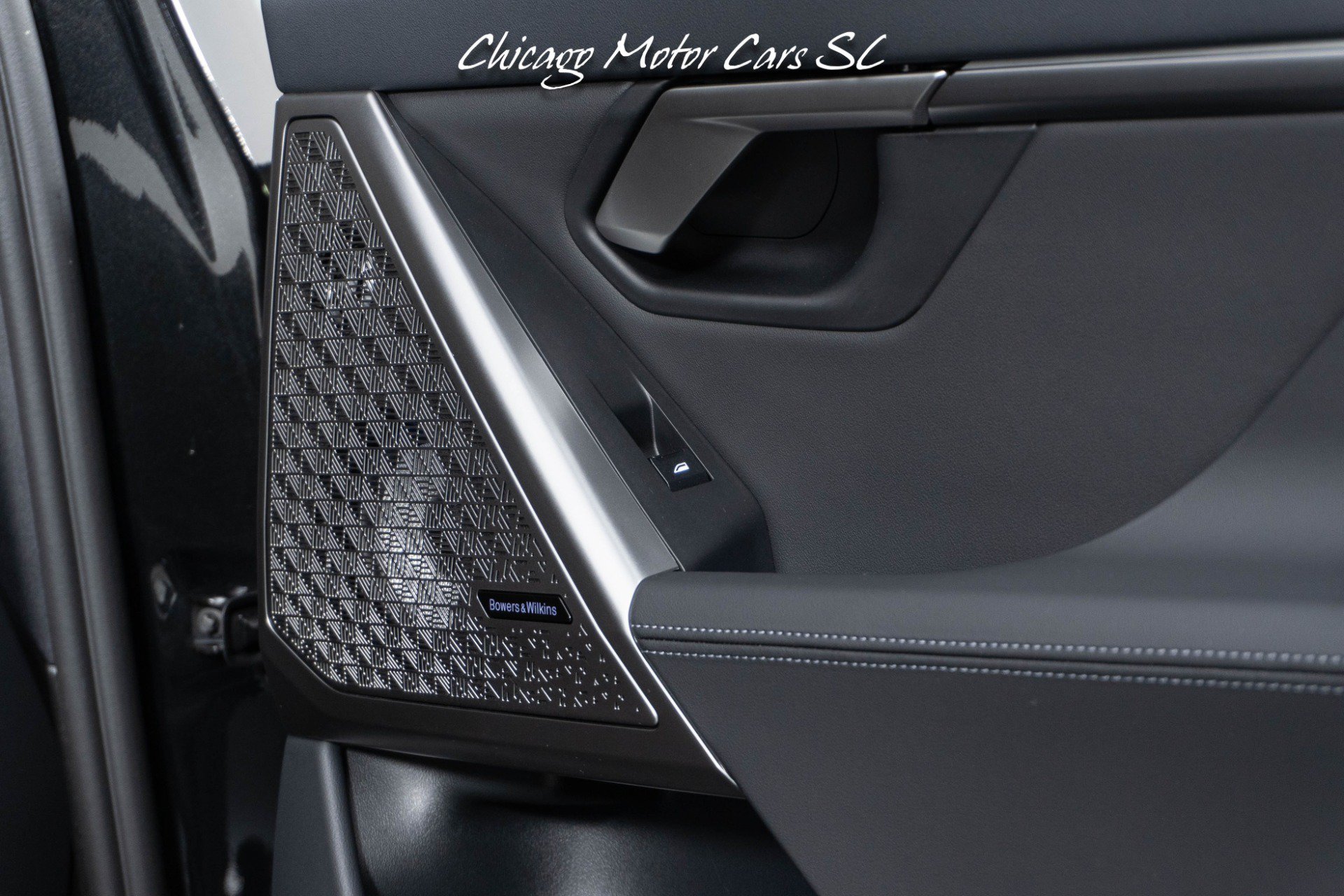 Used 2025 BMW M5 w/ Carbon Package AWD/4WD image 56