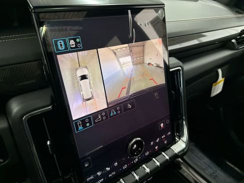 New 2026 GMC Yukon Elevation w/ Elevation Premium Package image 31