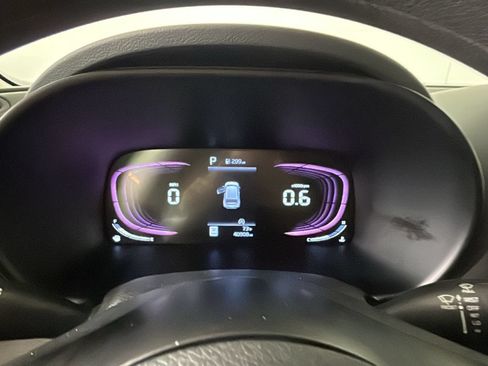 Used 2024 Kia Soul LX FWD image 18