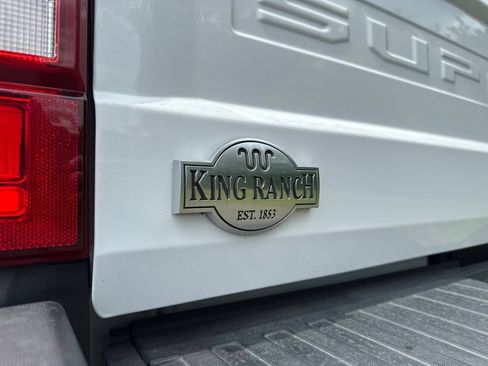 Used 2022 Ford F250 King Ranch w/ FX4 Off-Road Package AWD/4WD image 14