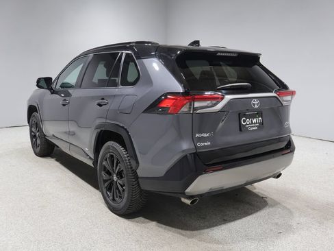 Used 2025 Toyota RAV4 XSE w/ Advanced Technology Package AWD/4WD image 6