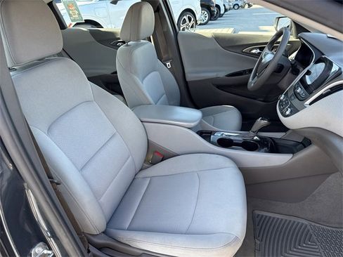Used 2020 Chevrolet Malibu LS image 21