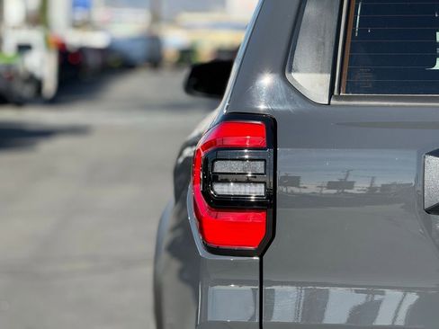 Used 2025 Toyota 4Runner SR5 image 8