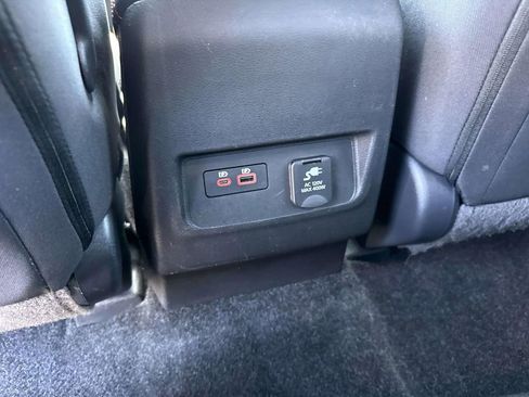 Used 2022 Nissan Frontier Pro-X RWD image 12