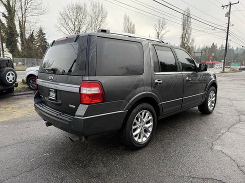 Used 2016 Ford Expedition Limited w/ Equipment Group 301A image 32