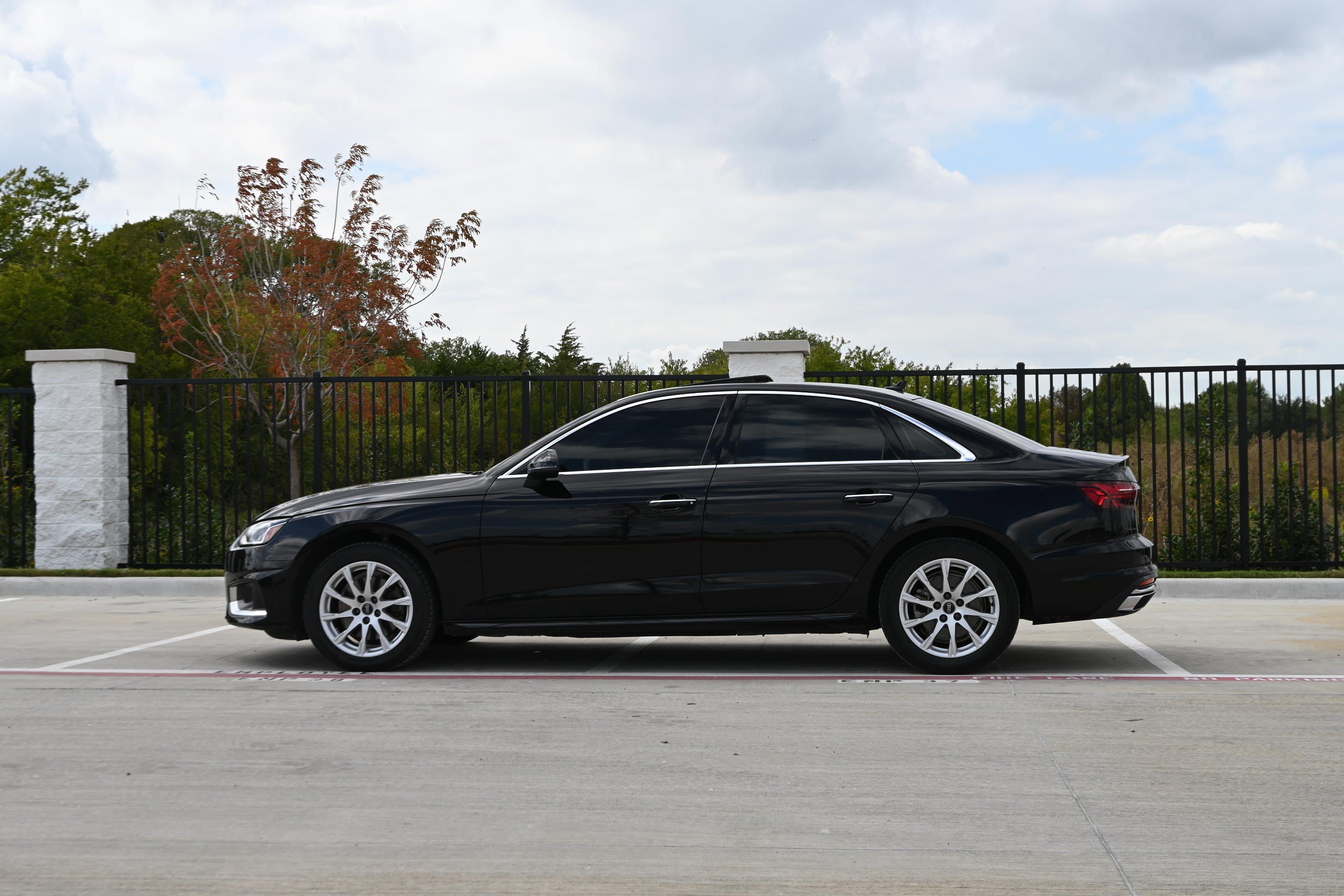 Used 2021 Audi A4 2.0T Premium w/ Convenience Package AWD/4WD image 6