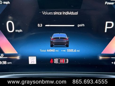 Used 2025 BMW 330i xDrive Sedan AWD/4WD image 34
