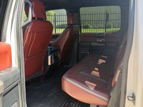 Used 2020 Ford F250 Platinum w/ FX4 Off-Road Package image 12