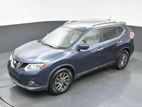 Used 2016 Nissan Rogue SL w/ SL Premium Package FWD image 29