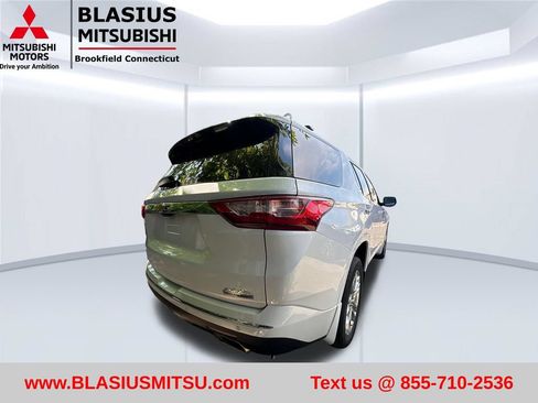 Used 2021 Chevrolet Traverse High Country w/ LPO, Floor Liner Package AWD/4WD image 9