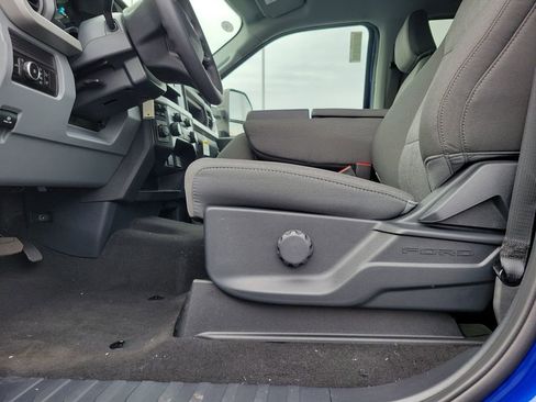 New 2026 Ford F250 XL w/ STX Appearance Package image 17