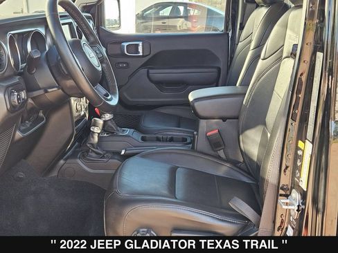 Used 2022 Jeep Gladiator Sport AWD/4WD image 11