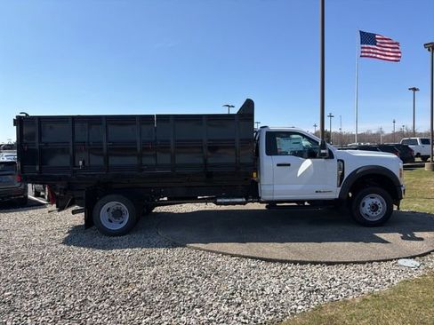 New 2024 Ford F550 4x4 Regular Cab Super Duty image 5