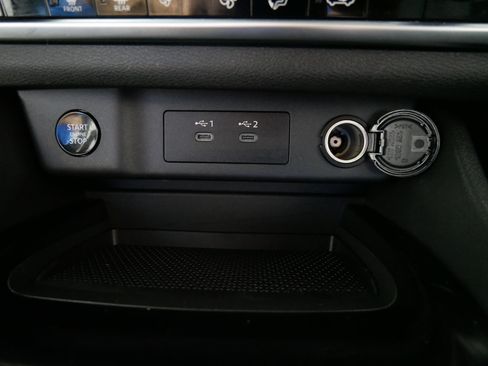 Used 2025 Nissan Rogue SV AWD/4WD image 30