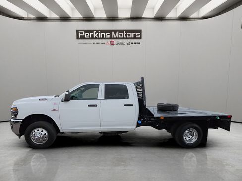 New 2026 RAM 3500 Tradesman w/ Chrome Appearance Group AWD/4WD image 3