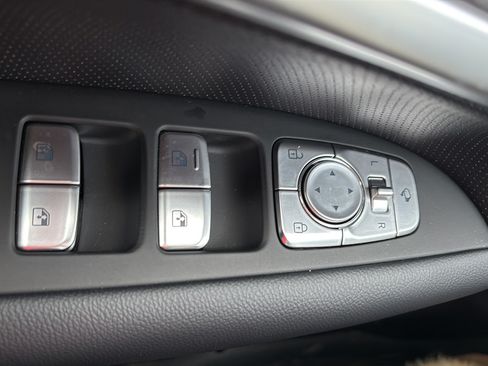 New 2026 Genesis G70 2.5T Prestige AWD/4WD image 17