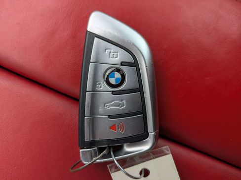 Used 2024 BMW 840i xDrive Convertible AWD/4WD image 37