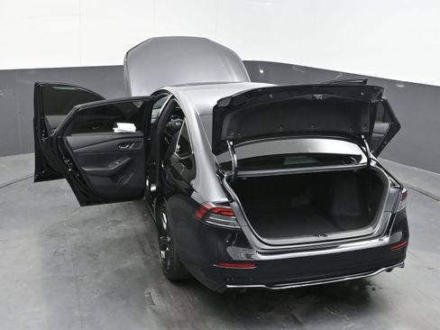 Used 2023 Honda Accord Sport image 43