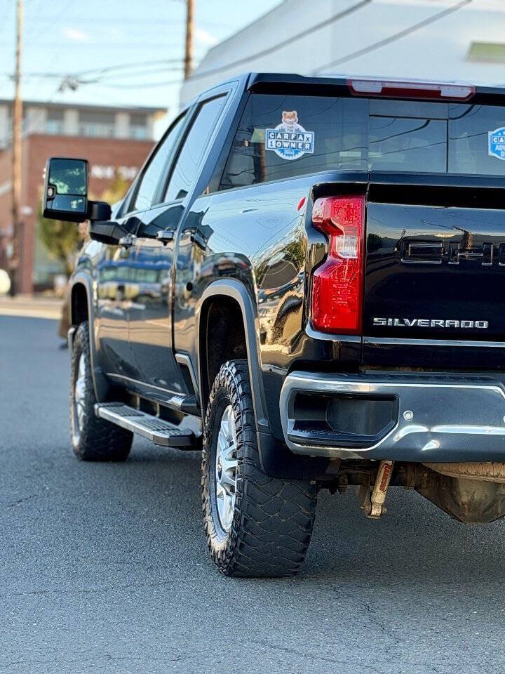 Used 2023 Chevrolet Silverado 2500 LT w/ Convenience Package AWD/4WD image 16