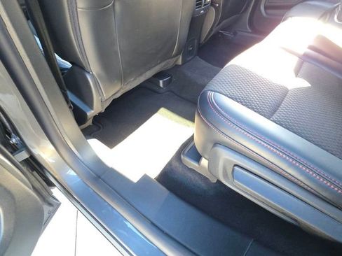 Used 2025 Ford Escape ST-Line image 19