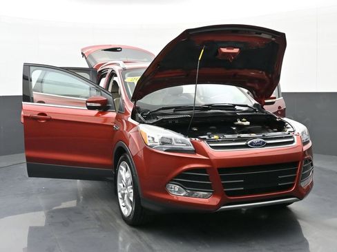 Used 2015 Ford Escape Titanium w/ Equipment Group 301A image 47