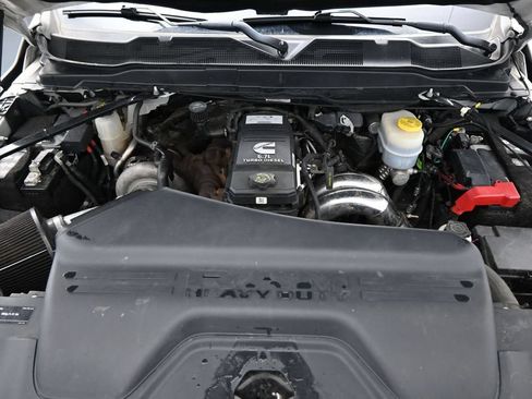 Used 2022 RAM 2500 Big Horn w/ Level C Equiment Group AWD/4WD image 31