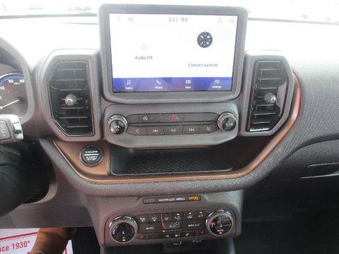 Certified 2024 Ford Bronco Sport Outer Banks w/ Tech Package image 5