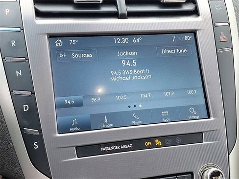 Used 2020 Lincoln MKZ image 17