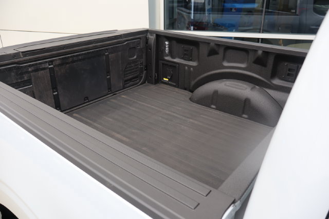 Used 2025 Ford F150 XLT w/ Equipment Group 302A MID AWD/4WD image 11