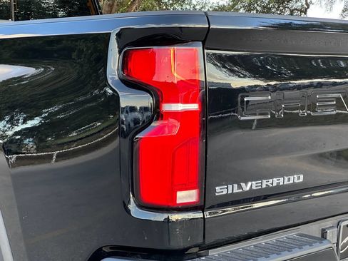 Used 2026 Chevrolet Silverado 2500 High Country w/ Technology Package AWD/4WD image 12