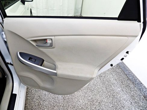 Used 2014 Toyota Prius Two FWD image 12