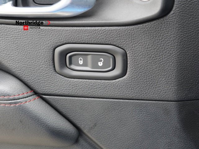 Used 2021 Jeep Wrangler Rubicon AWD/4WD image 40