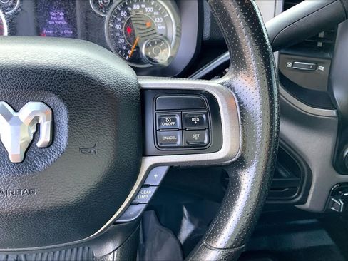 Used 2022 RAM 2500 Tradesman w/ Chrome Appearance Group AWD/4WD image 21