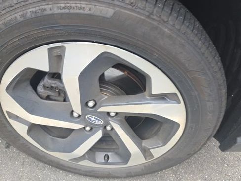 Used 2024 Subaru Forester Touring AWD/4WD image 5