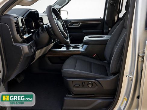 Used 2022 Chevrolet Silverado 1500 LT RWD image 10